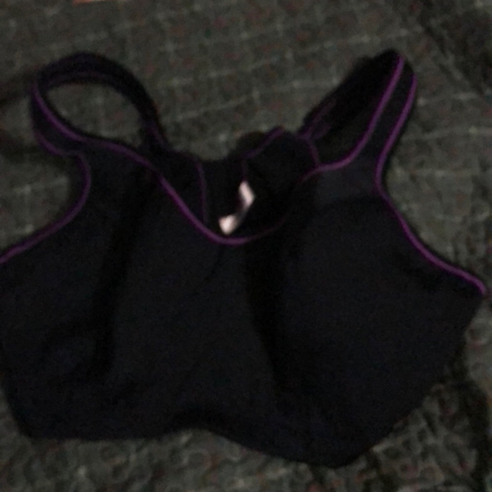 Cacique Sport 48DD Sports Bra